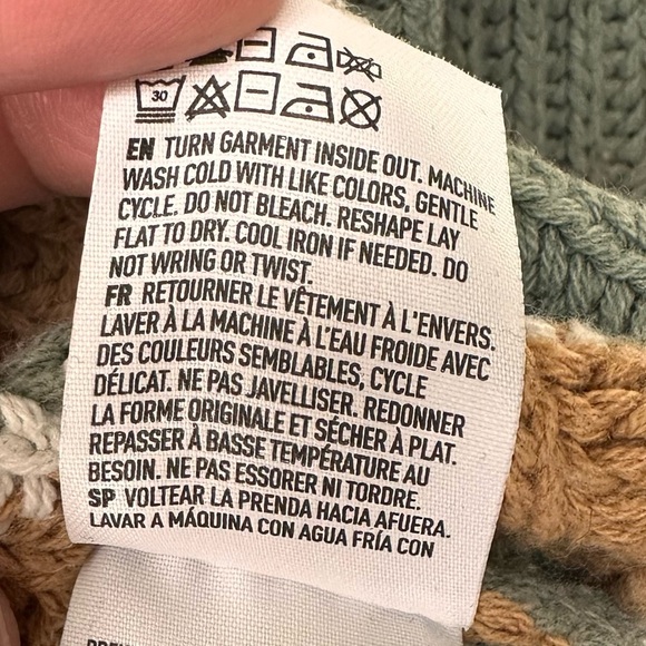 American Eagle Outfitters Tan and Green Crew Neck Sweater Size Small - Picture 6 of 7